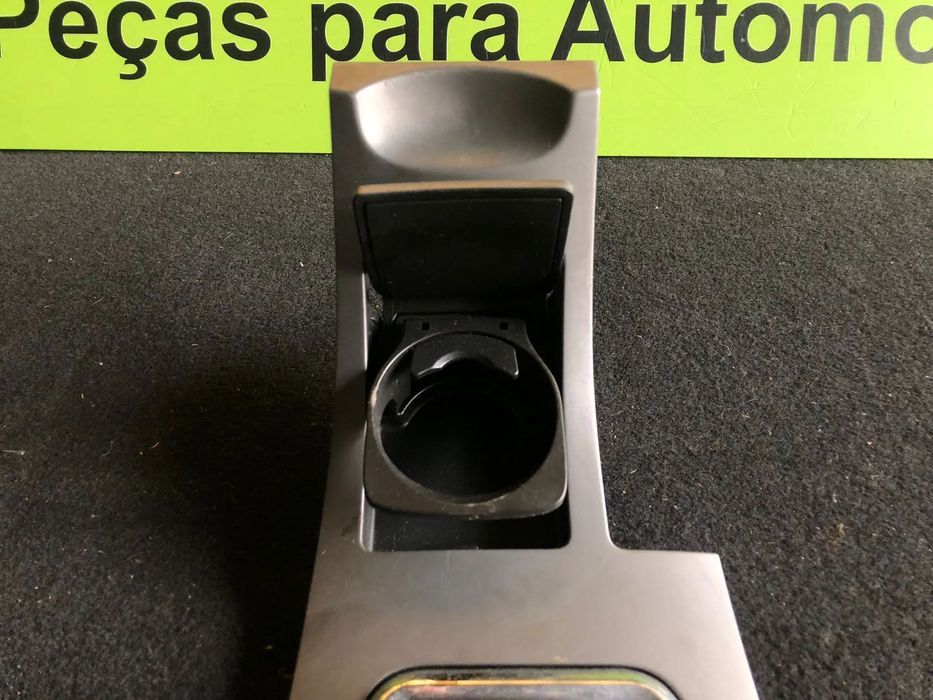 PEUGEOT 407 PLASTICO CONSOLA PORTA COPOS - Z375