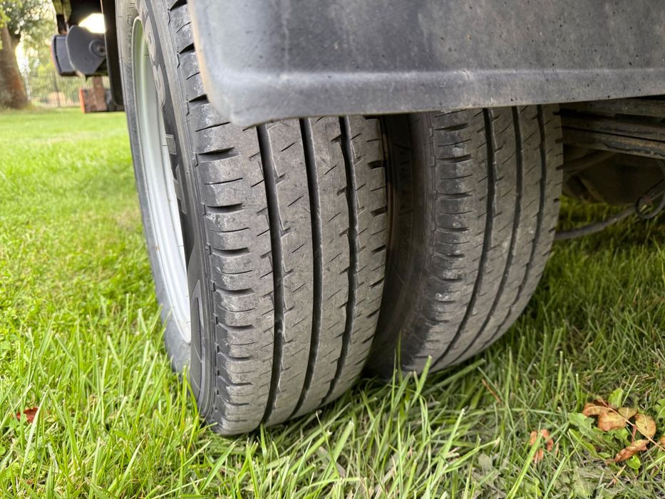 Volkswagen Crafter z windą