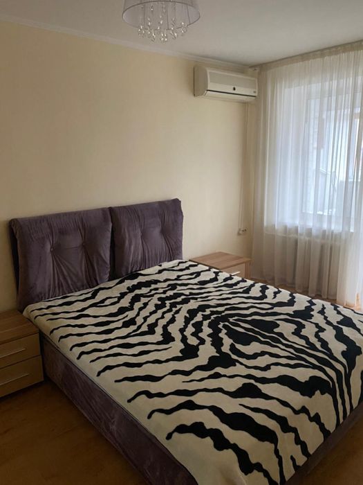 Квартира подобово, погодинно 2 кв на набережній Сонячній