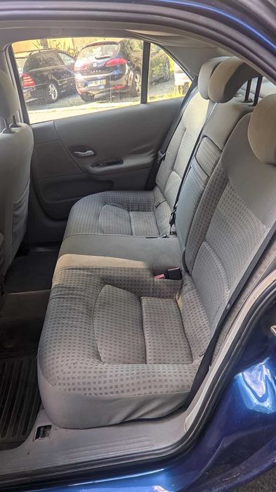 Carro Laguna 1.6