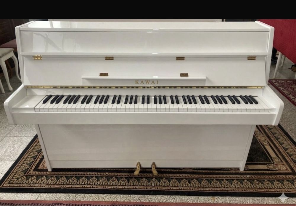 Piękne, białe pianino Kawai CX-4S