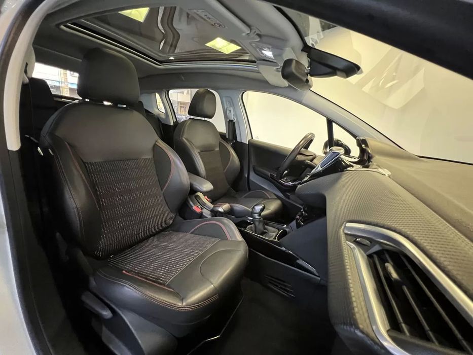 Peugeot 2008 1.2 PureTech GT Line