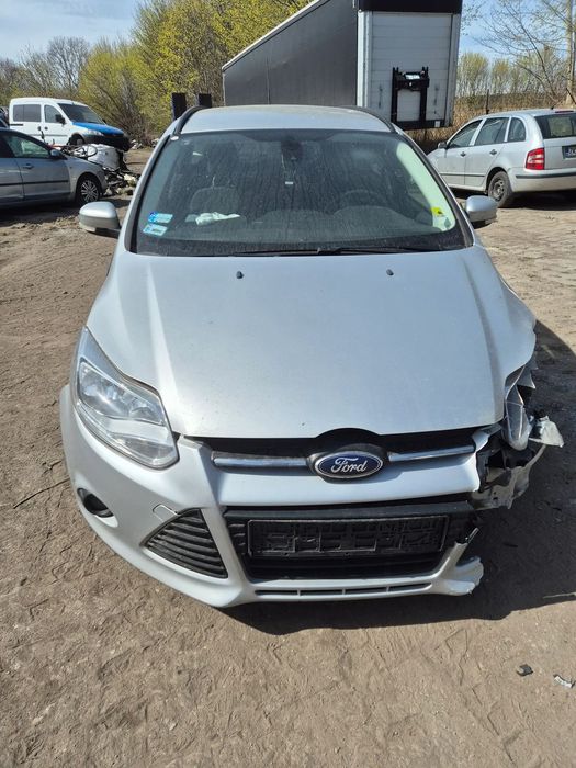 FORD FOCUS MK 3  1.6 Duratorq TDCi,  Części , maska, lampy, błotnik, alternator, silnik, skrzynia