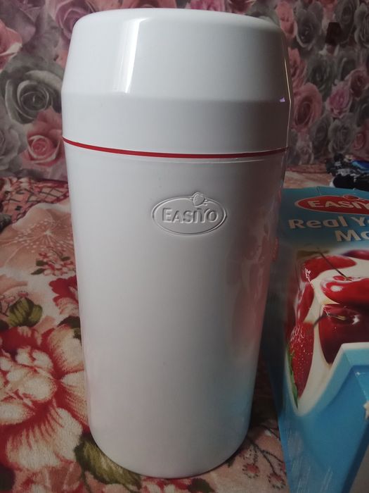 Безпровідна йогуртниця-термос EasiYo Real Yogurt Maker (Нова Зеландія)