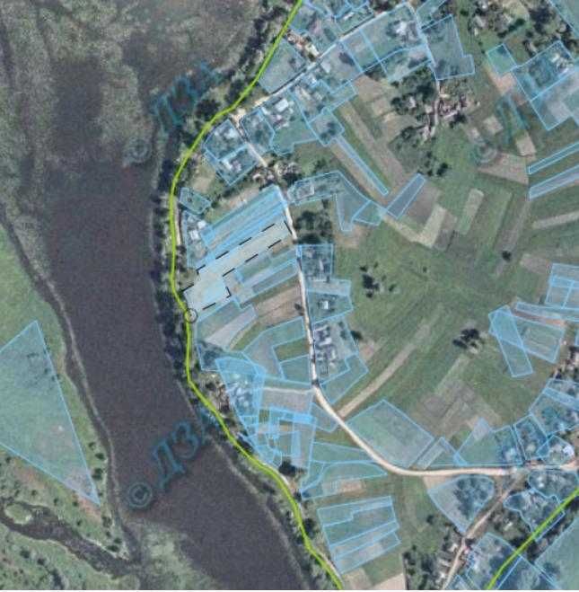 Дніпровське земельна ділянка на березі Дніпра перша лінія