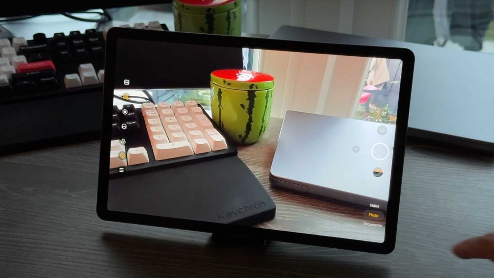 Планшетний комп'ютер Lenovo Smart Tablet PC