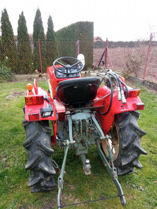 Mini traktor japoński Yanmar 1702D