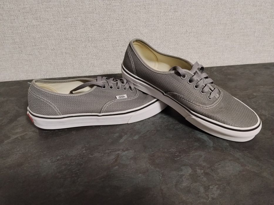 Класичні  кеди  Authentic Vans