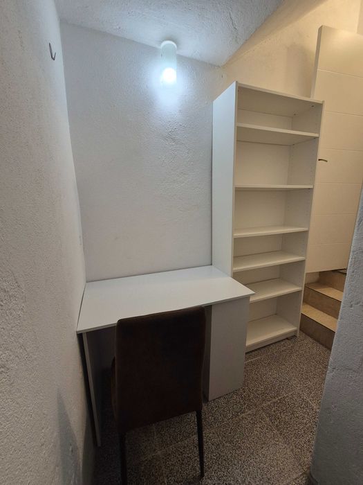 Quarto de casal com ar-condicionado! (Max 2 pessoas)