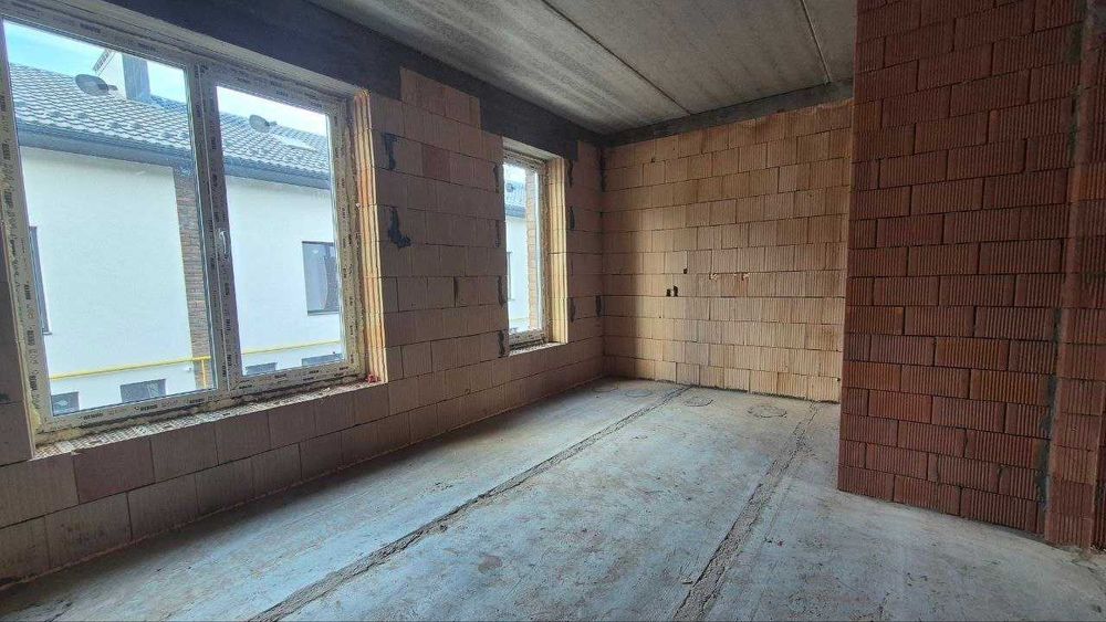 Просторий таунхаус 135 м² біля парку «Дубки»