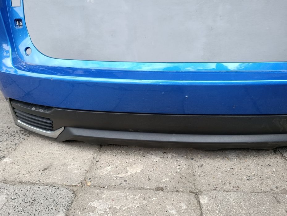 Tylny zderzak Lexus NX300h