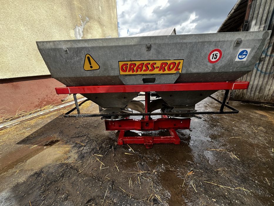 Sprzedam rozsiewacz Grass Roll 600l