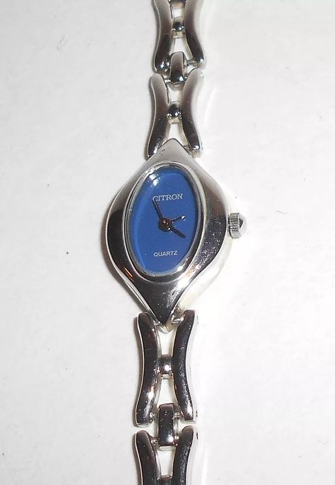 Citron Quartz Ladies Oval Shaped Blue Dial Wrist Watch