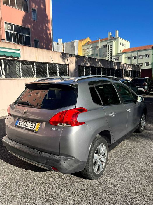 Peugeot 2008 1.2 PureTech