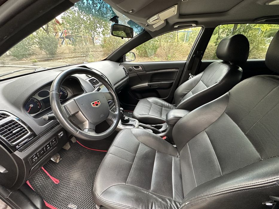 Geely Emgrand EC7 RV