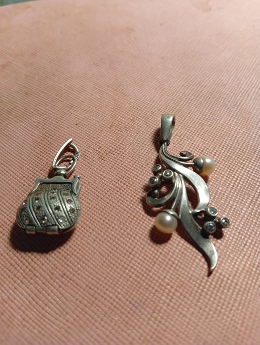 Серебряные подвески