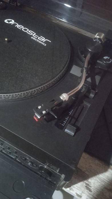 Продам neostar electronics в хорошем состояние