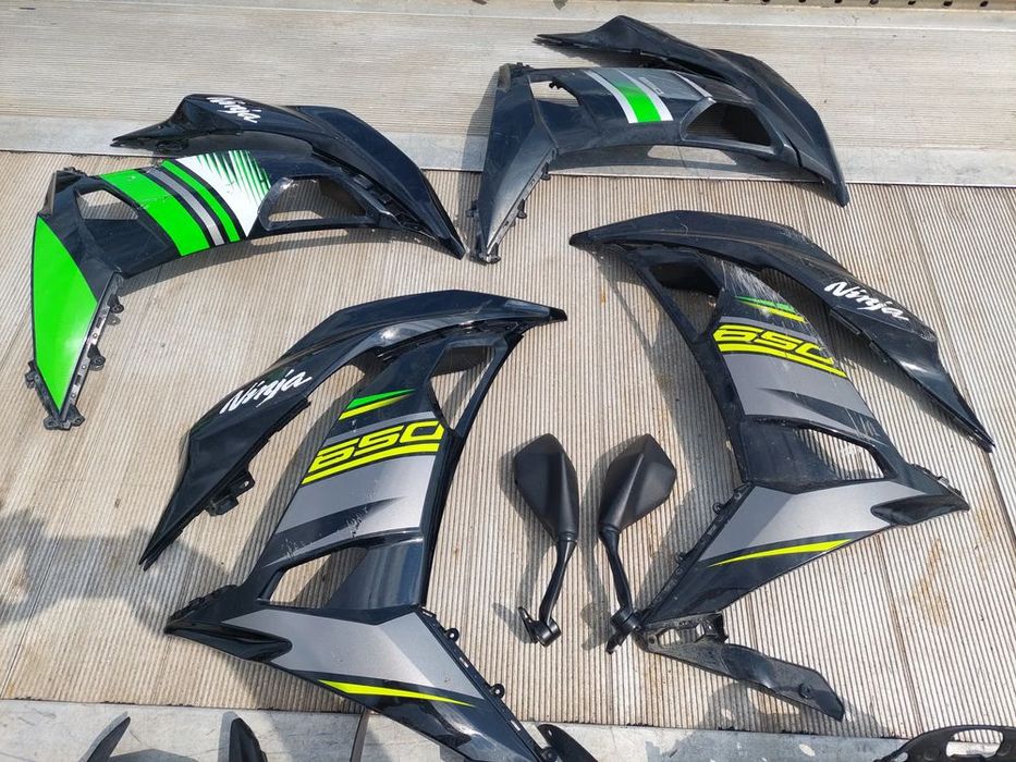 Kawasaki z650 ninja owiewka bok boczek czasza wypełnienie pług