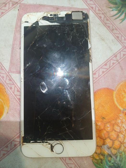 iPhone 6 Plus продается