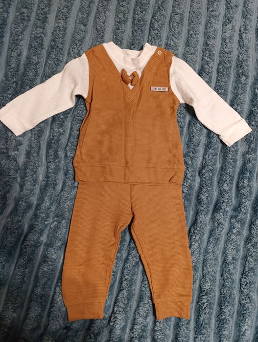 Святковий костюм