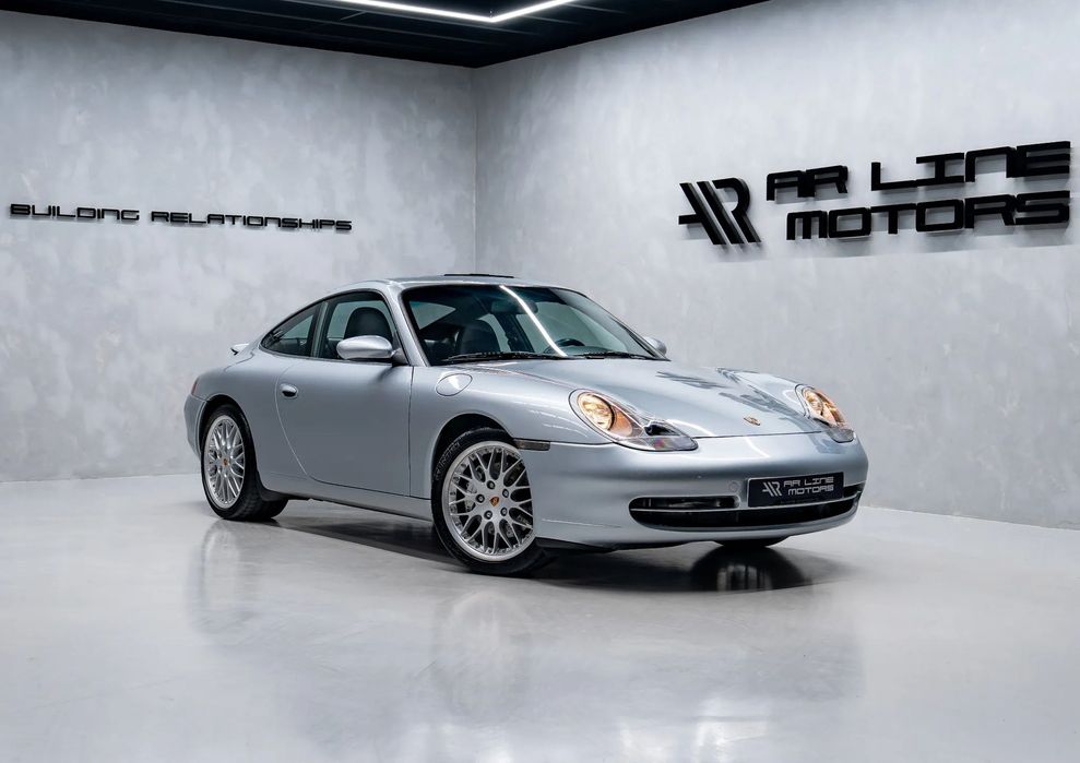 Porsche 911 (996) Carrera 4 Coupé foto 2