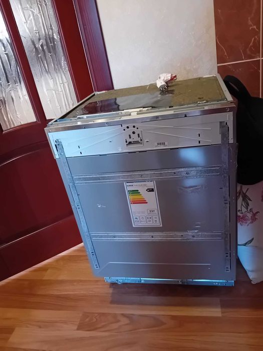 Посудомийна машина