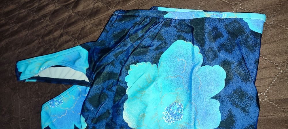 Stój kąpielowy jednoczęściowy