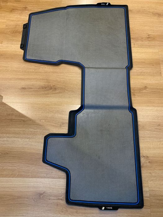 Tapetes dianteiros BMW i3