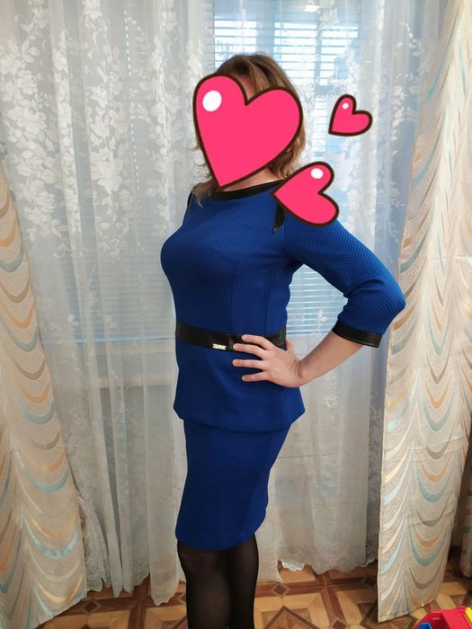Продам красивый костюм