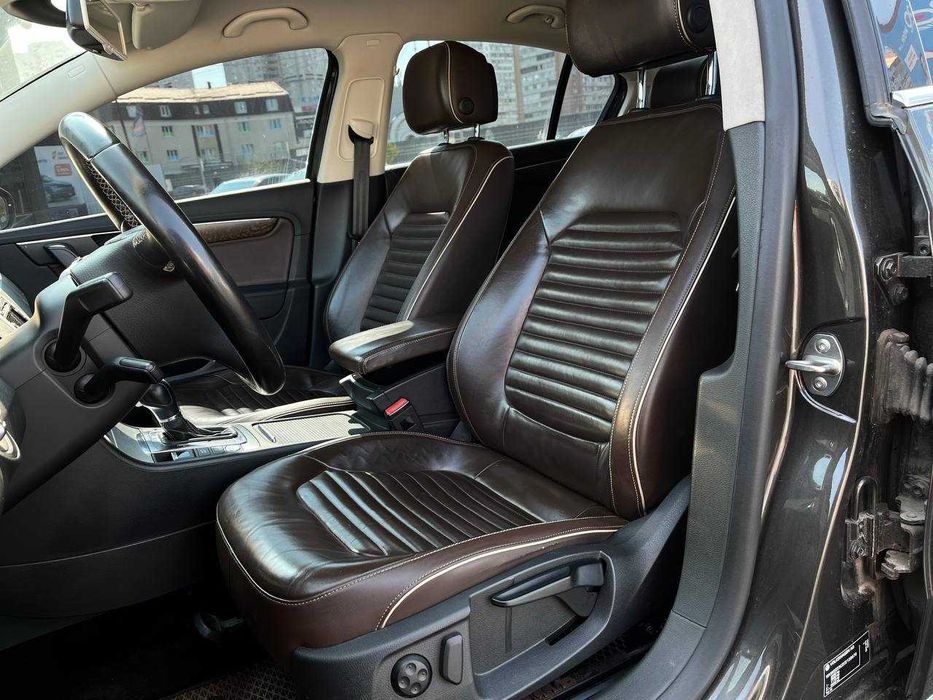 Volkswagen Passat 2012 року 1.8 Бензин АКПП Кредит/Обмін/Лізинг
