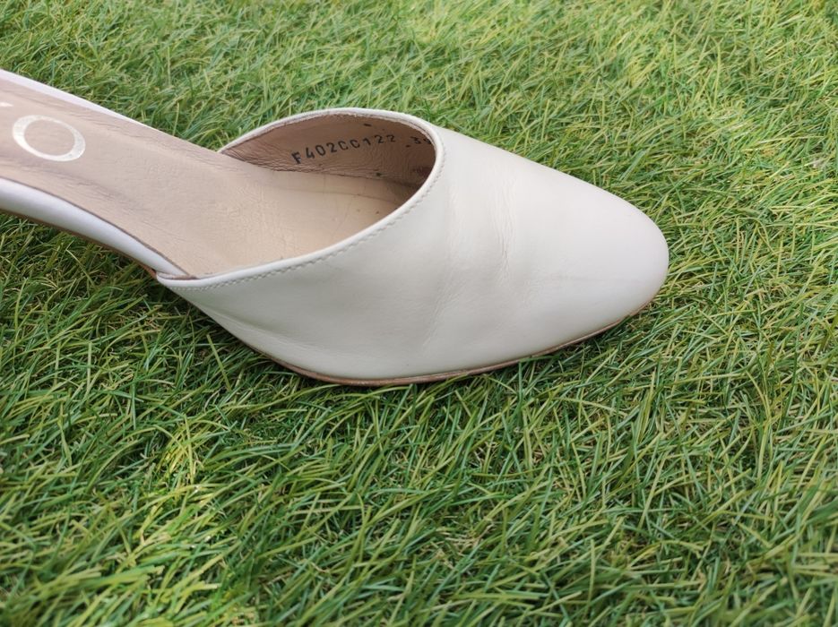 Buty Ryłko ślubne kremowe rozm. 39