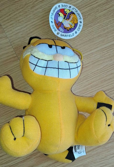 Peluche Garfield Rabugento (Novo)