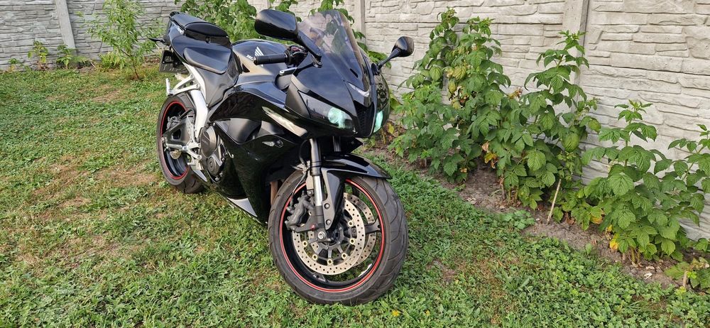 Honda CBR 600 RR PC40