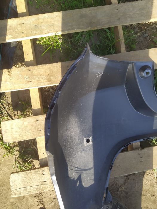 Zderzak tył tylny Toyota Yaris IV 4 20-  4x PDC