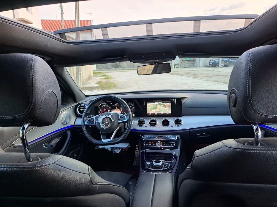 Mercedes-Benz E220d AMG