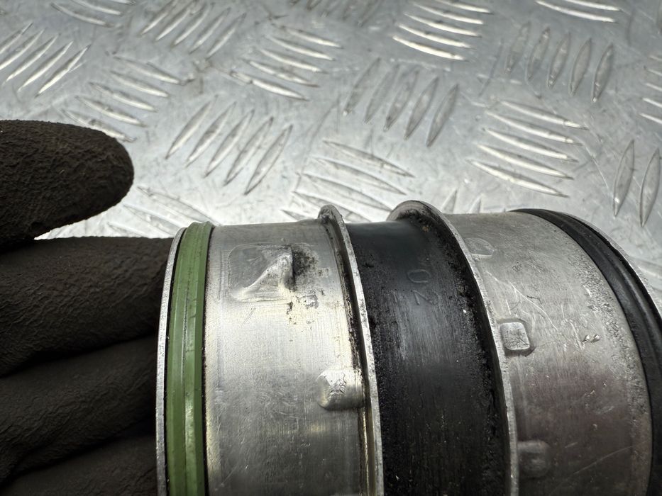 Патрубок интеркулера 1.9 TDI VW Volkswagen Bora Golf IV  1J0145834T