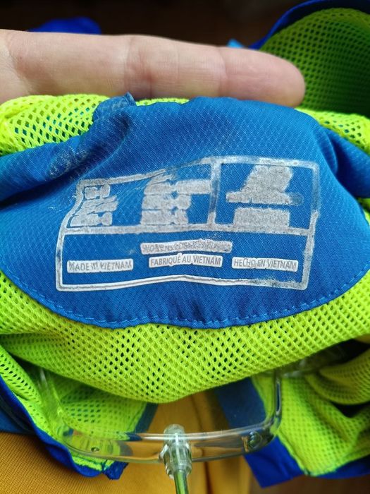 New Balance wiatrówka r.S