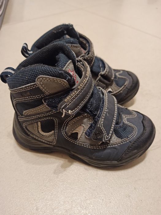 Oddam dziecięce śniegowce 26