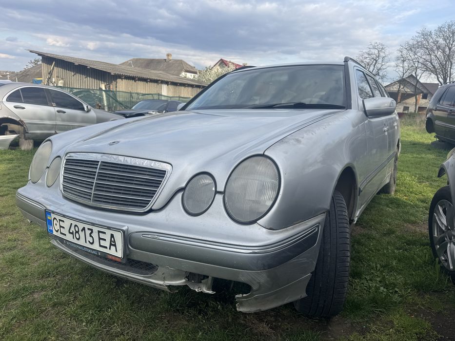 Продам мерседес е210  ресталінг без мотора
