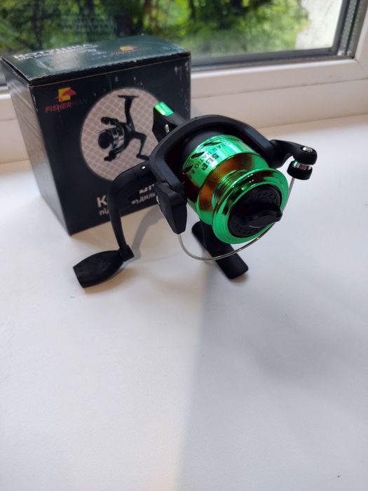 Продам котушку на спінінг