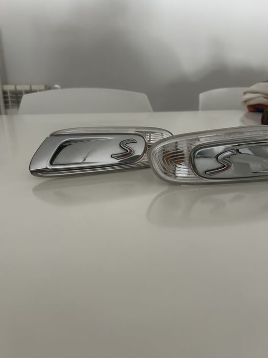 Piscas laterais Cooper S