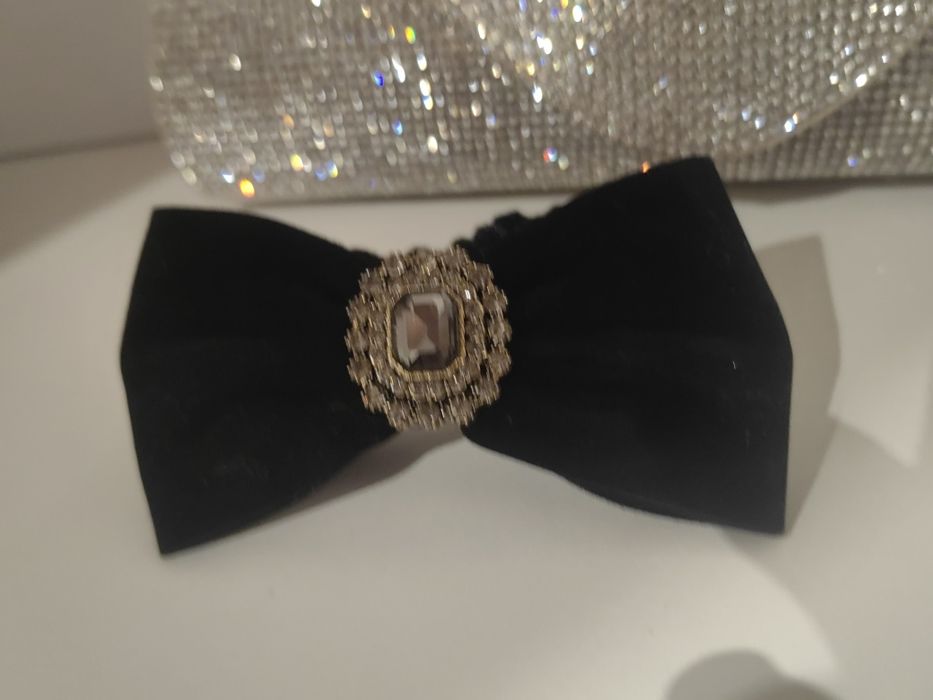 Elegancka gumka do włosów kokarda