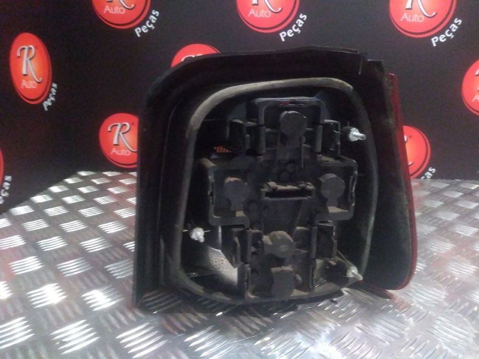 Farolim Stop Esq Opel Astra G Combi (T98)