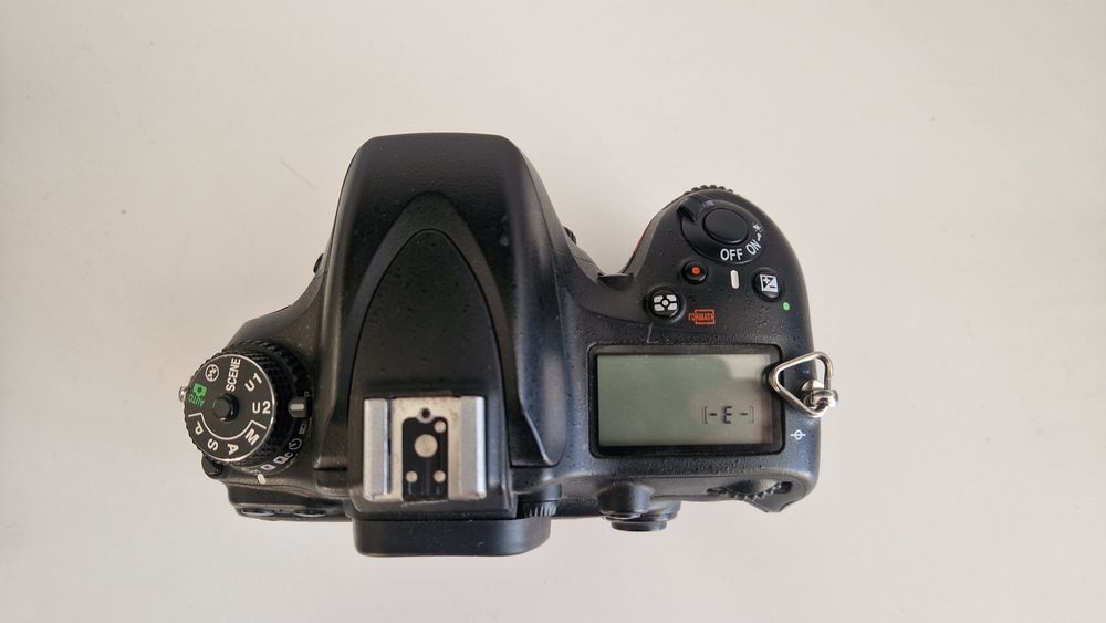 Nikon D610 + Tamron 28-75 + grip Newell