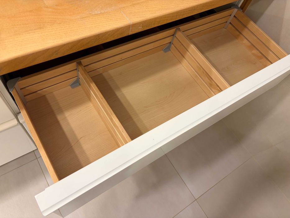 Szafki łazienkowe i zlew IKEA