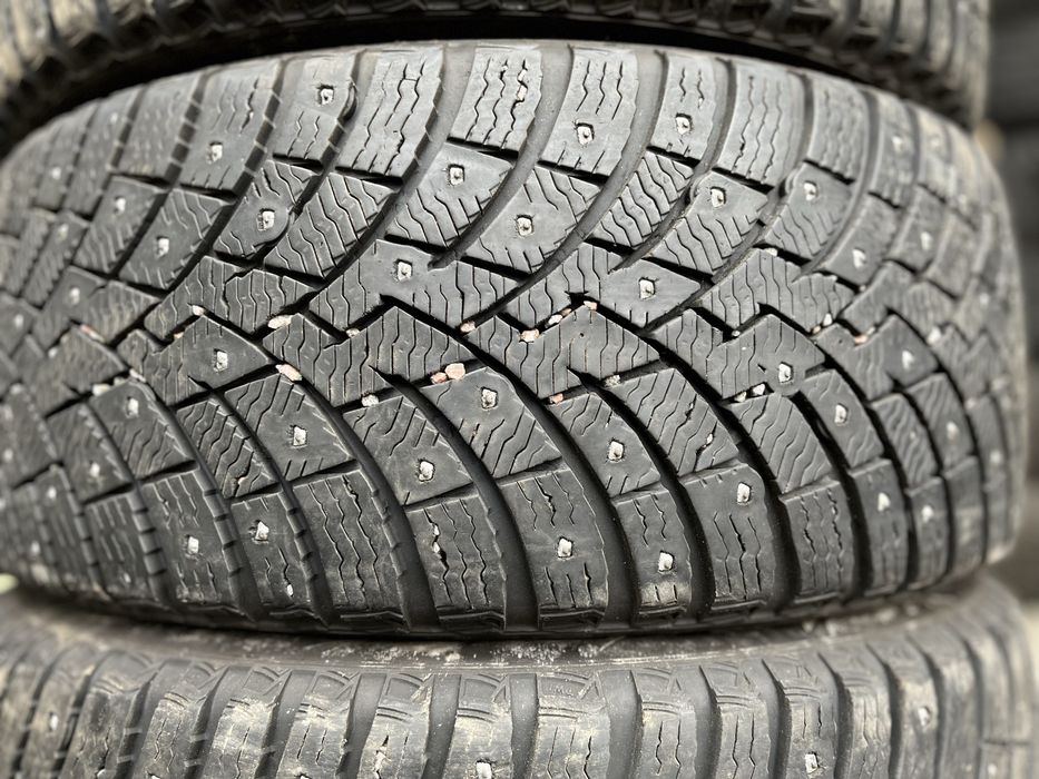 225/50/R17 (зима)  Pirelli Ice Winter шипована -2020рік