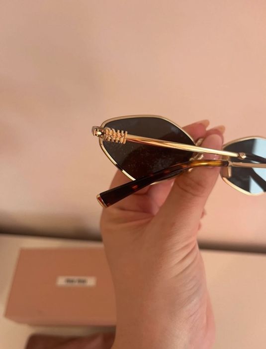 Óculos de sol Miu Miu originais
