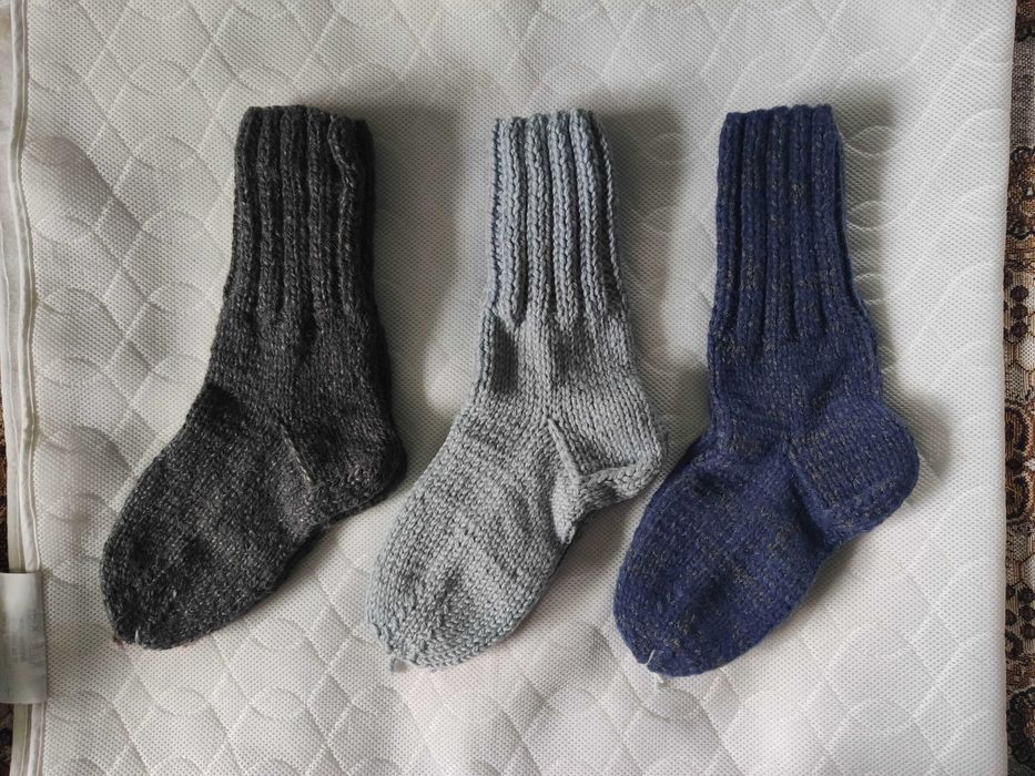 Носки в'язані , носки вязаные. Шкарпетки плетені.