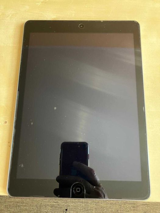 Tablet iPad Air model A1474 16 GB