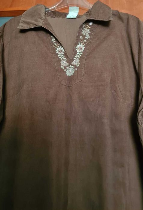 Sztruksowa bluzka,tunika z haftem roz 48/50